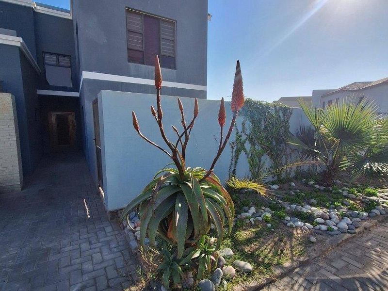 Swakopmund- For Sale-N$4 515 000 - Photo 2
