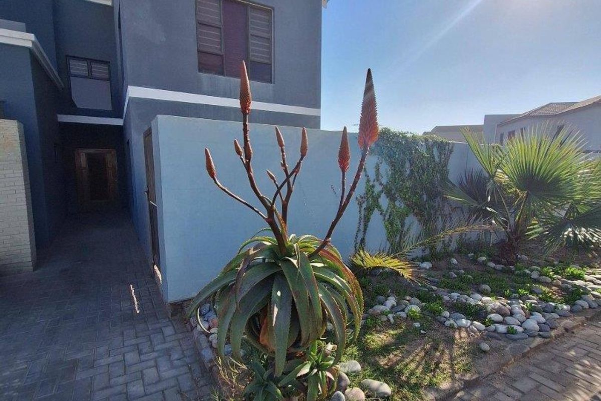 Swakopmund- For Sale-N$4 515 000 - Photo 2