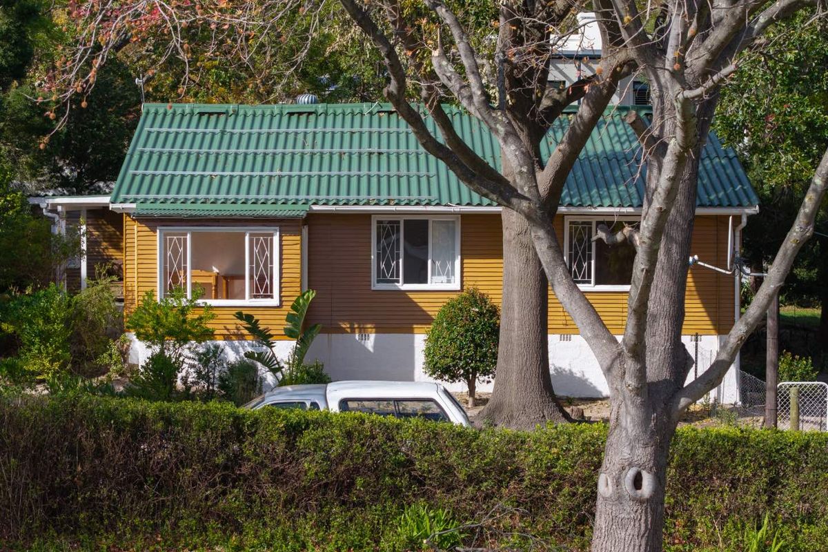 Discover a Rare Property Opportunity in Franschhoek - Photo 3