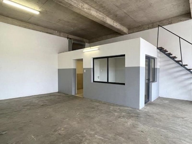Mini Industrial / Commercial Unit for Sale – Hilton - Photo 2