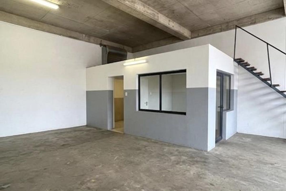 Mini Industrial / Commercial Unit for Sale – Hilton - Photo 2