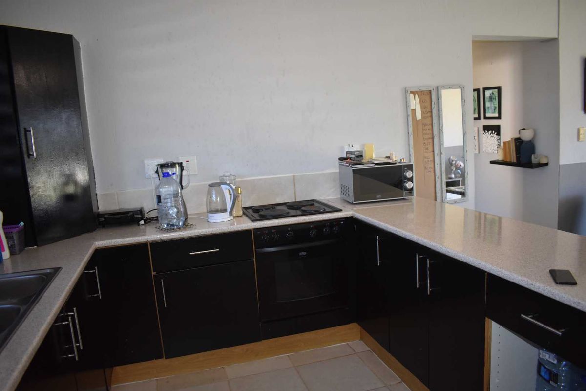 Invest in the Best! - Photo 5