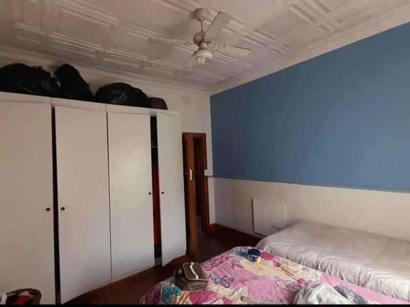 Spacious 3-Bedroom Home with 3 Income-Generating Cottages - Photo 10