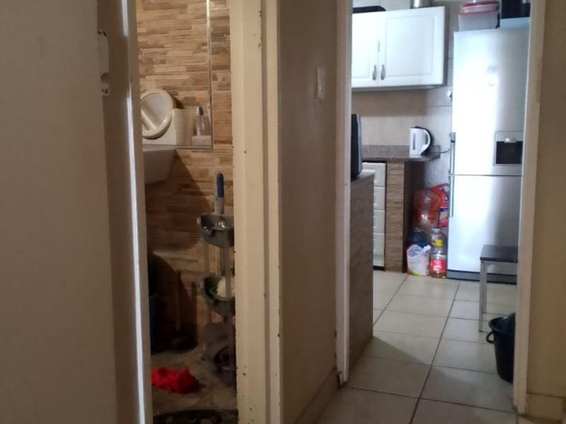 Spacious Apartment in the Heart of South Beach! - Photo 8