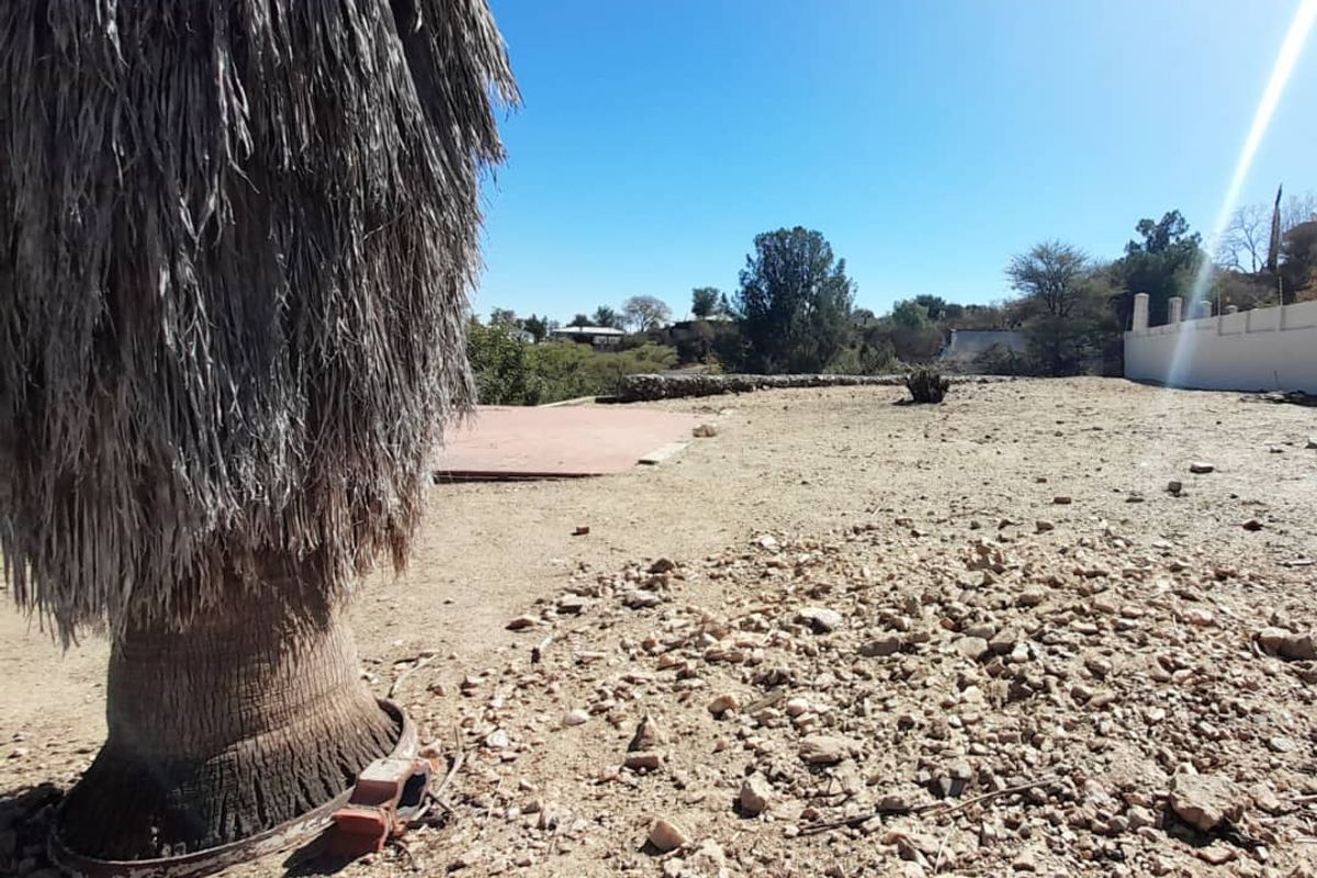 Build your own dreamhouse on this level erf, in a quiet cul-de-sac with a view - Photo 2