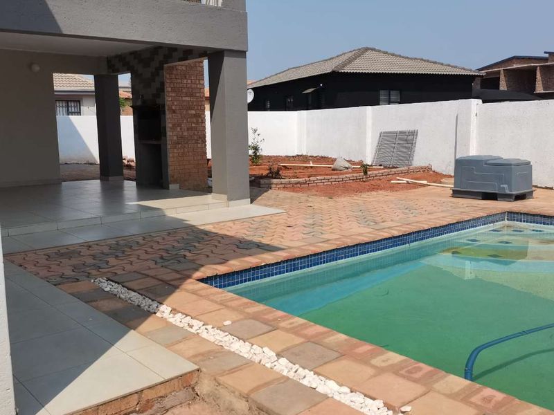 04 Bedroom, 03 bathroom house available to rent as student accommodation - Photo 9