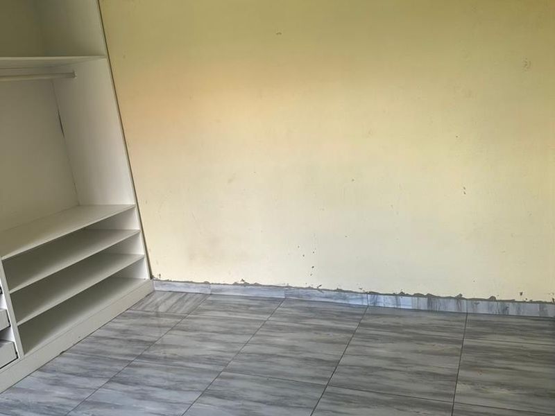 Modern 3-Bedroom Family Home in Payneville, Springs - Photo 5