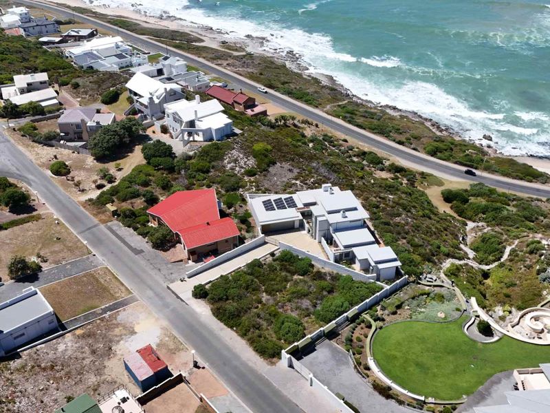 VACANT LAND - Minutes from the sea - Photo 10