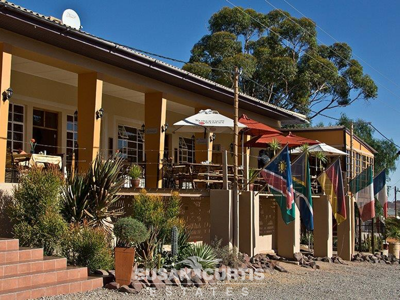 Hotel in the South of Beautiful Namibia - Photo 2