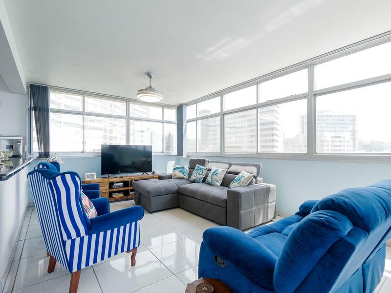 Fully furnished on the beach - Photo 4