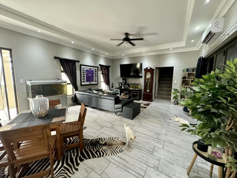 3 Bedroom House For Sale in Elisenheim - Photo 6