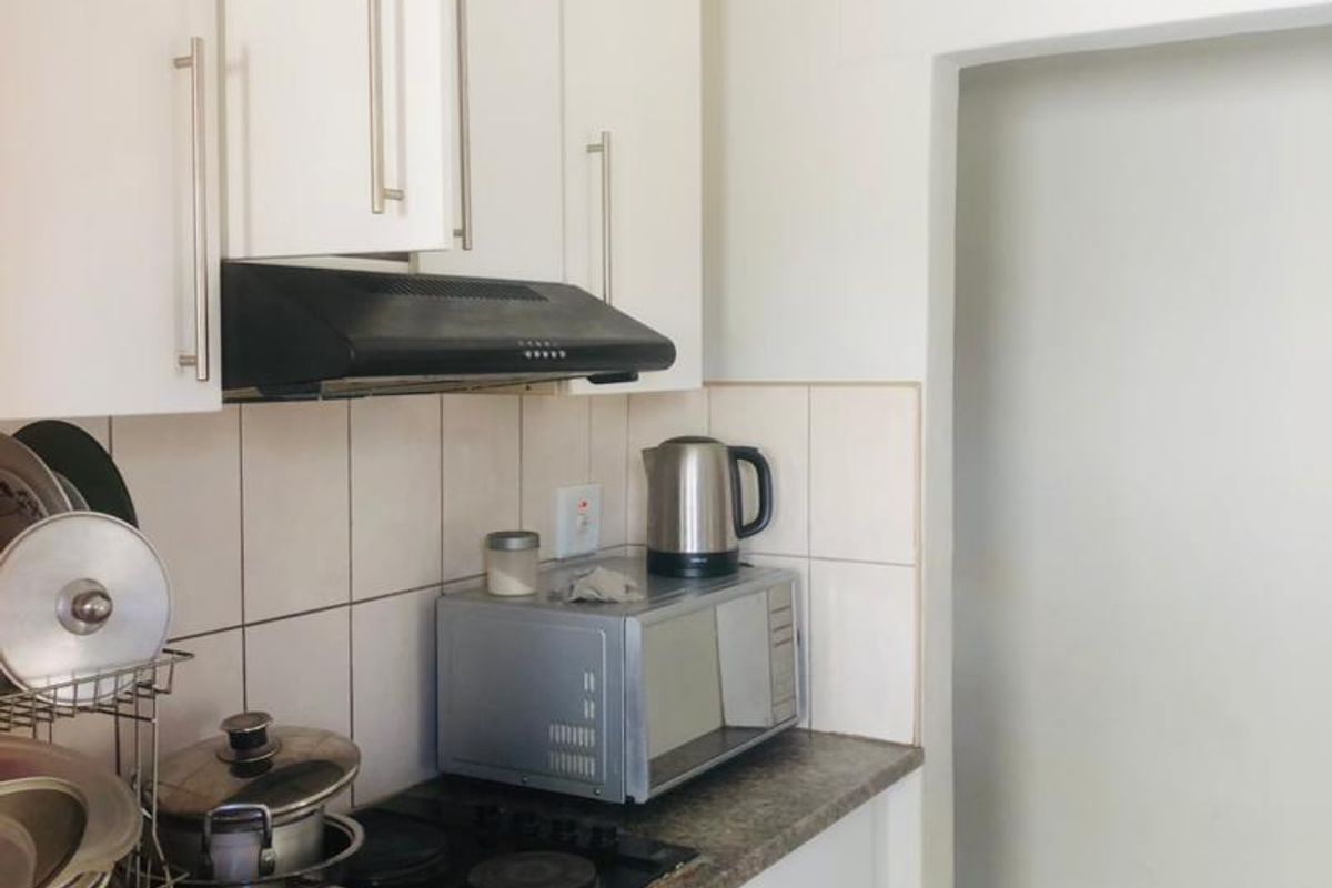 3 Bedroom House with an extra Bachelor flat for sale in Goreangab, Windhoek - Photo 5