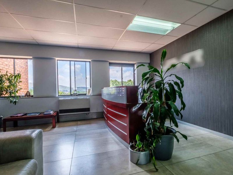 SECTIONAL TITLE! Commercial office space in the heart of Bruma - Photo 3