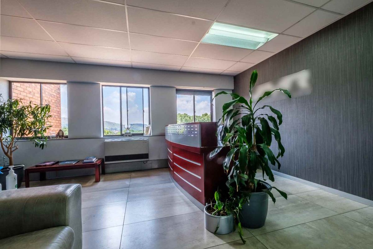 SECTIONAL TITLE! Commercial office space in the heart of Bruma - Photo 3