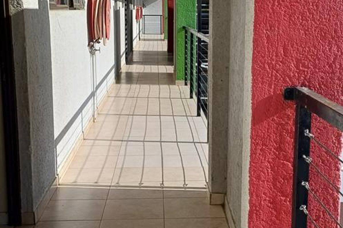 This affordable apartment in Extension 6 is ideal for single professionals, young couples, and first-time buyers wanting a safe and cozy place to call home! 🏡 - Photo 3