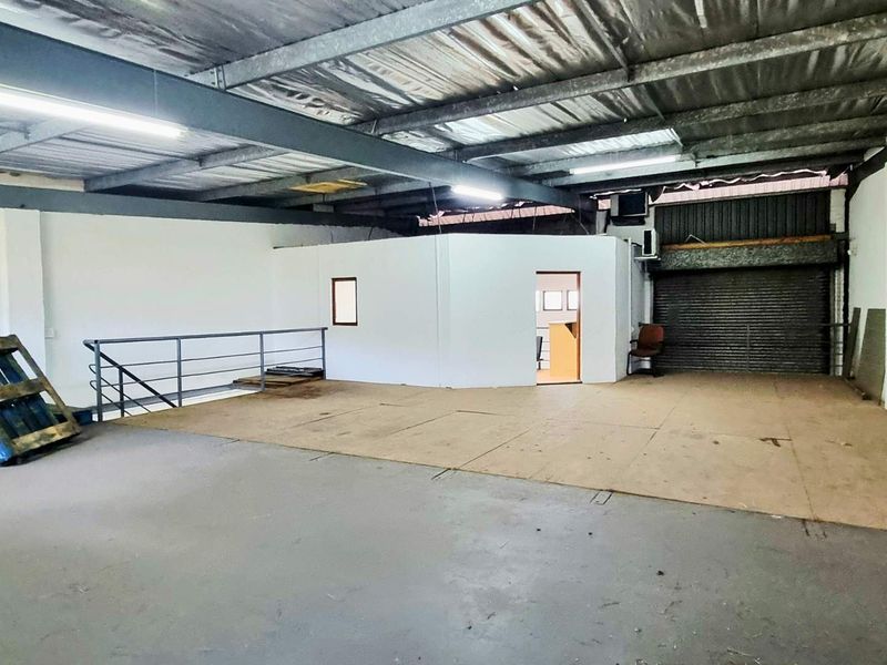 Mini Warehouse to Let | Briardene | 3-Phase 60A | 01 Feb 2026 - Photo 3