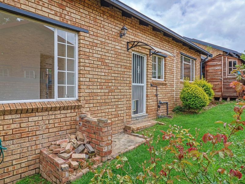 🏡 Townhouse for Sale – R 870 000 In Wilgeheuwel - Photo 7