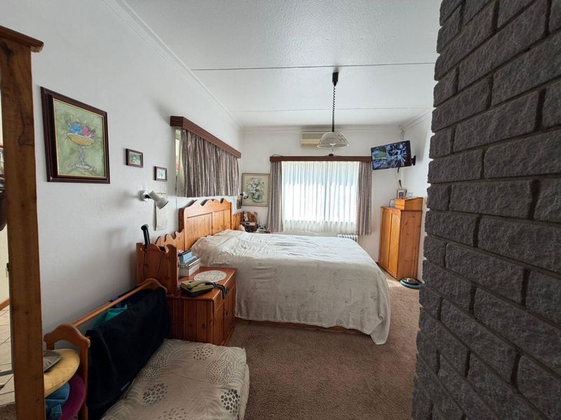 🏡 SPACIOUS 4-BEDROOM HOUSE SALE - OLYMPIA - Photo 10