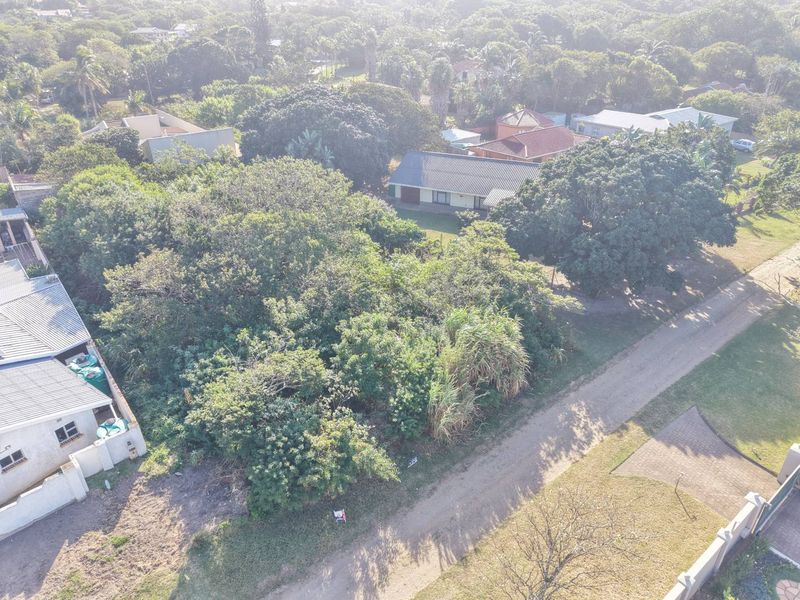 Prime coastal land – build your dream home just 300m from the beach. - Photo 5
