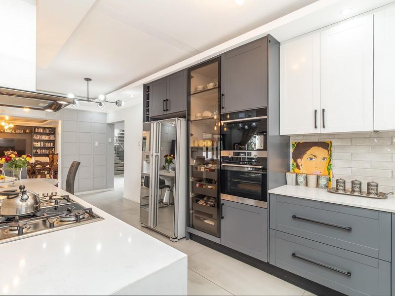 Modern Family Home Designed for Comfort & Entertaining - Photo 8