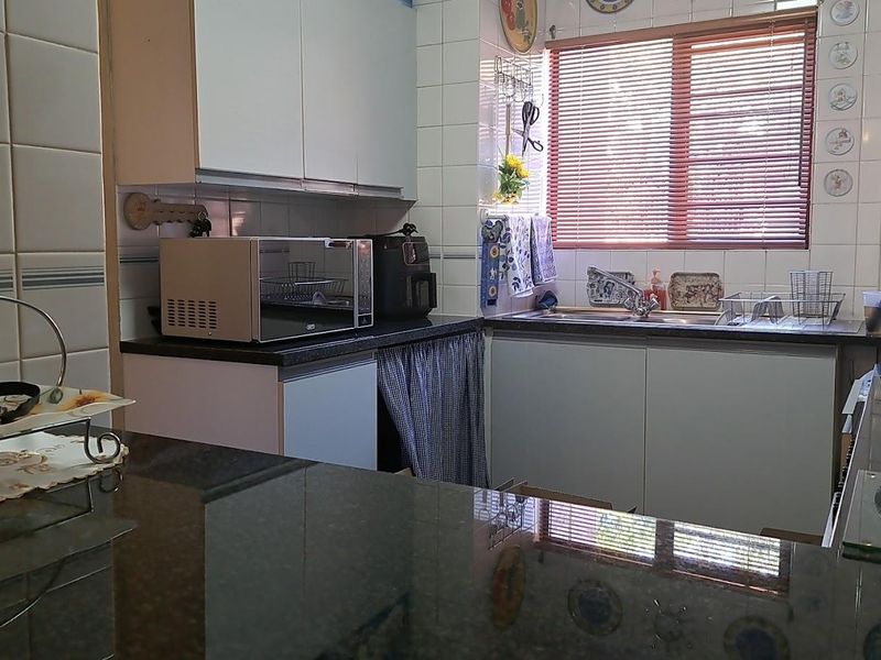 2 Bedroom Groundfloor Apartment - Photo 4