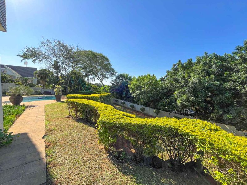 Magnificent Herrwood Park home with Sea Views. - Photo 4
