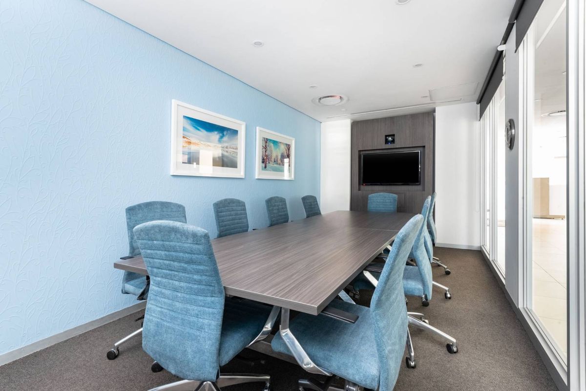 All-inclusive access to professional office space for 5 persons in Regus Silver Lakes - Photo 4
