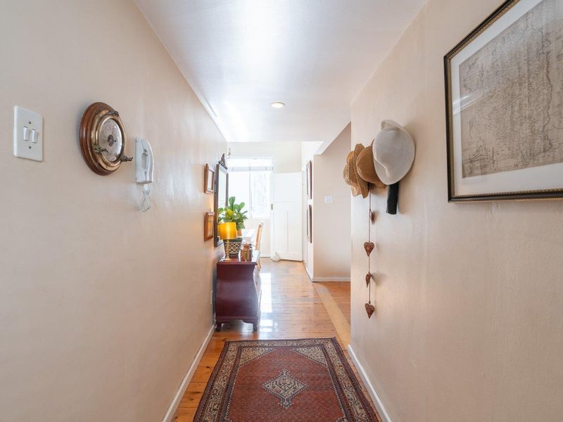 Timeless Heritage in the Heart of Sea Point - Photo 10