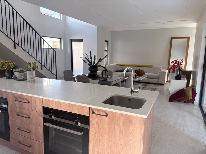 Fully Furnished 3bedrooms all en-suite - Photo 7