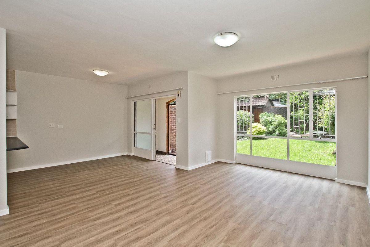 Garden Duplex Centrally Located! - Photo 2