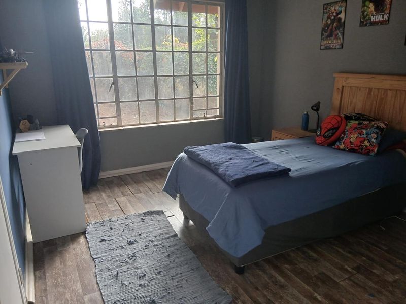 Large family home - Photo 10