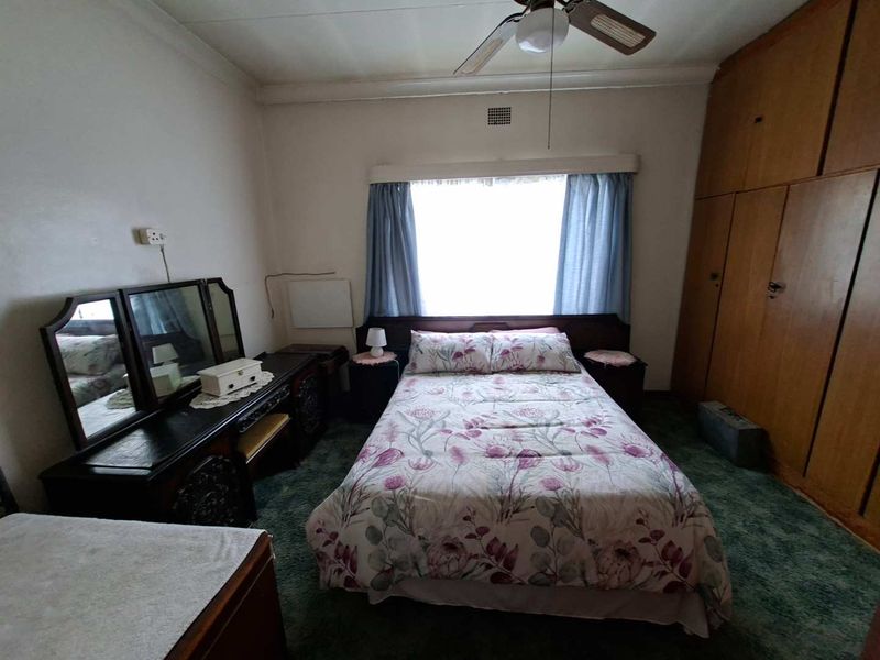 3 Bedroom Home with Flatlet for Sale - Photo 9