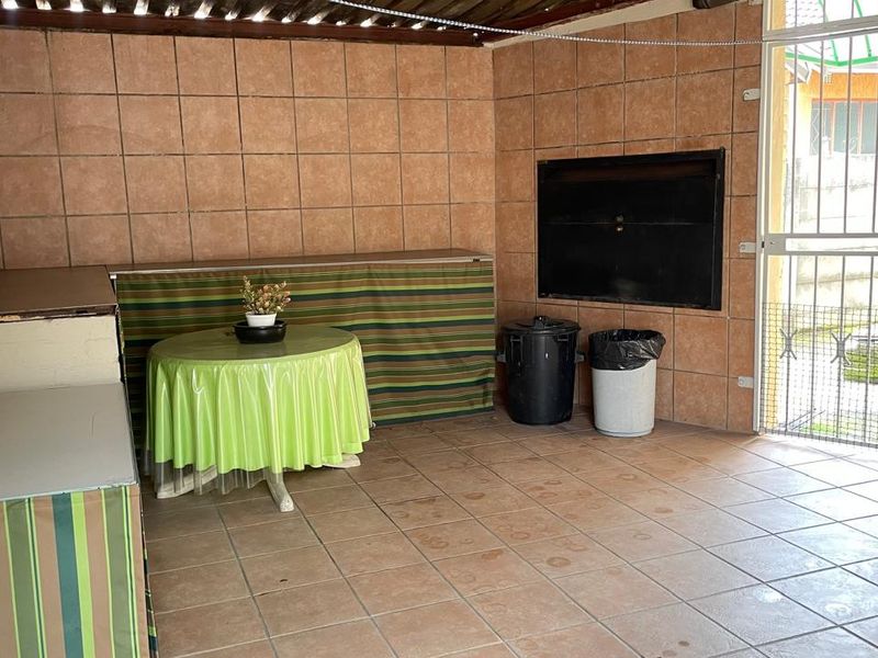 Family House For Sale - Photo 5