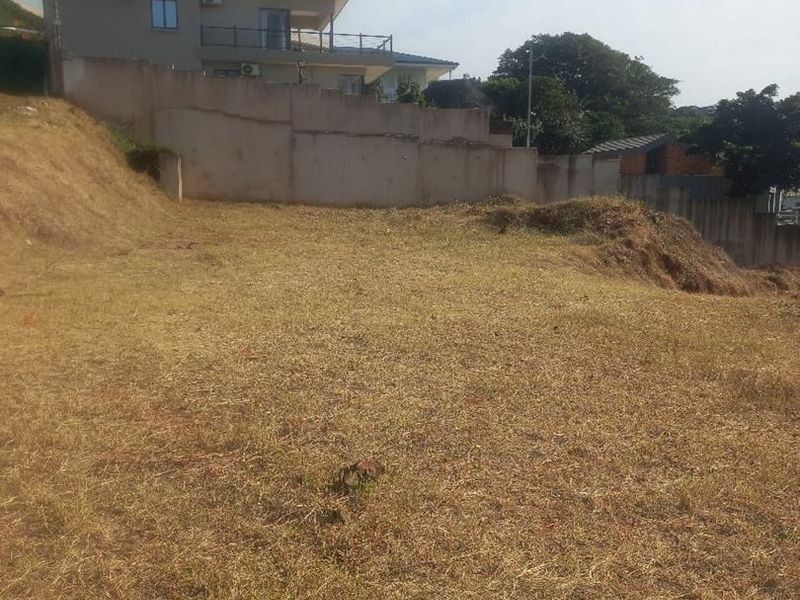 2205m2 Prime Coastal Land for Sale in Salt Rock - Photo 4