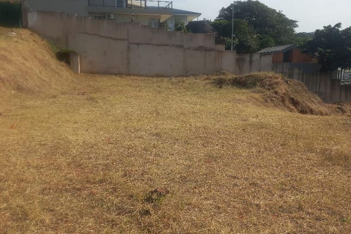 2205m2 Prime Coastal Land for Sale in Salt Rock - Photo 4