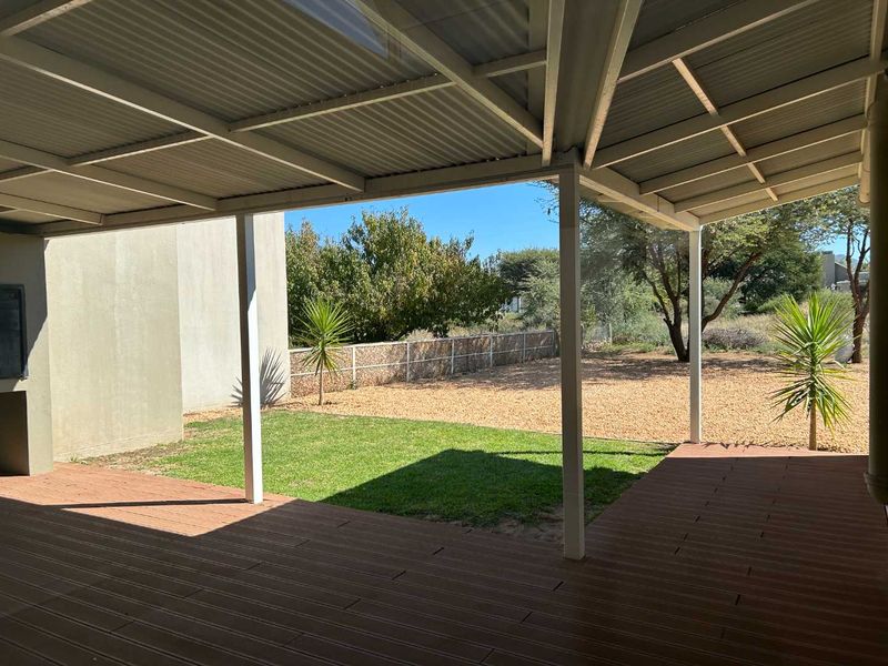 Neat and spacious 3 bedroom house for sale on Omeya Golf Estate - Photo 6