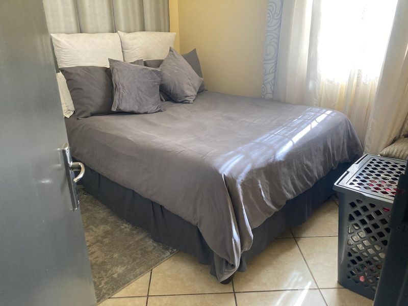 Ground floor 2 bedroom apartment for sale at Jabulani - Photo 3