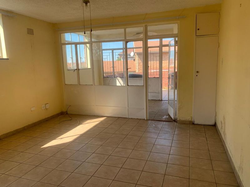 **1 bedroom flat in Edleen** - Photo 10