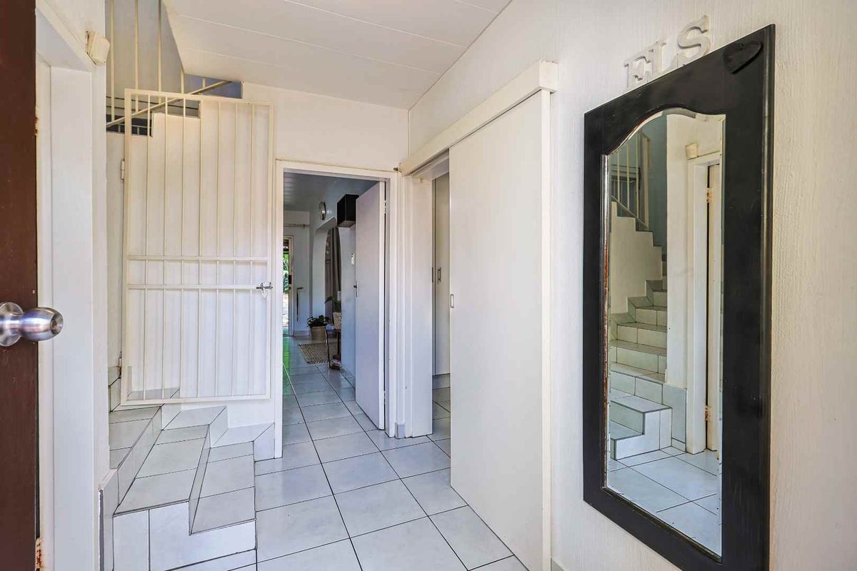 Move-In Ready Comfort | Secure, Renovated Living in the Heart of Constantia Park - Photo 4
