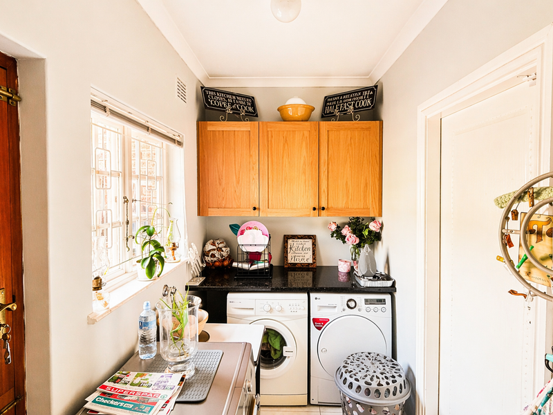 Peaceful 50+ Living with Space, Comfort & Charm  A Warm, Welcoming Home in a 50+ Community  Easy Living, Beautiful Gardens & Room to Relax - Photo 8