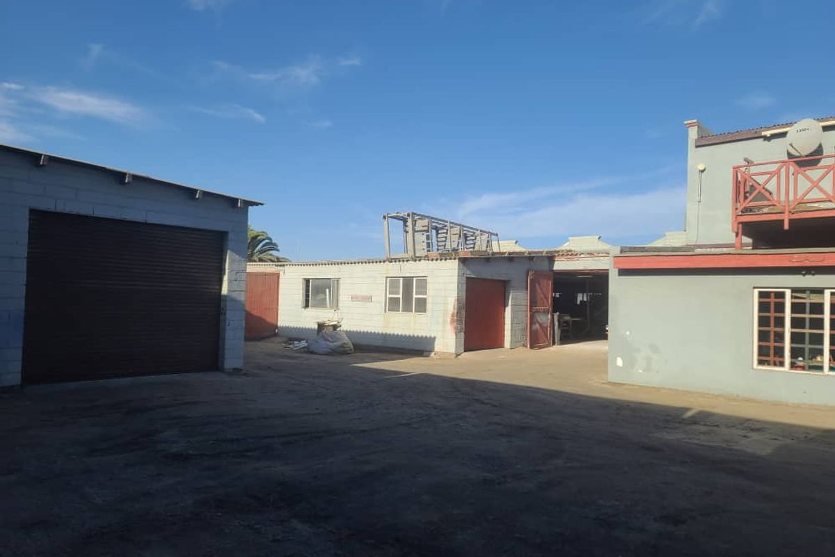 Prime Industrial Property in Walvis Bay. - Photo 5