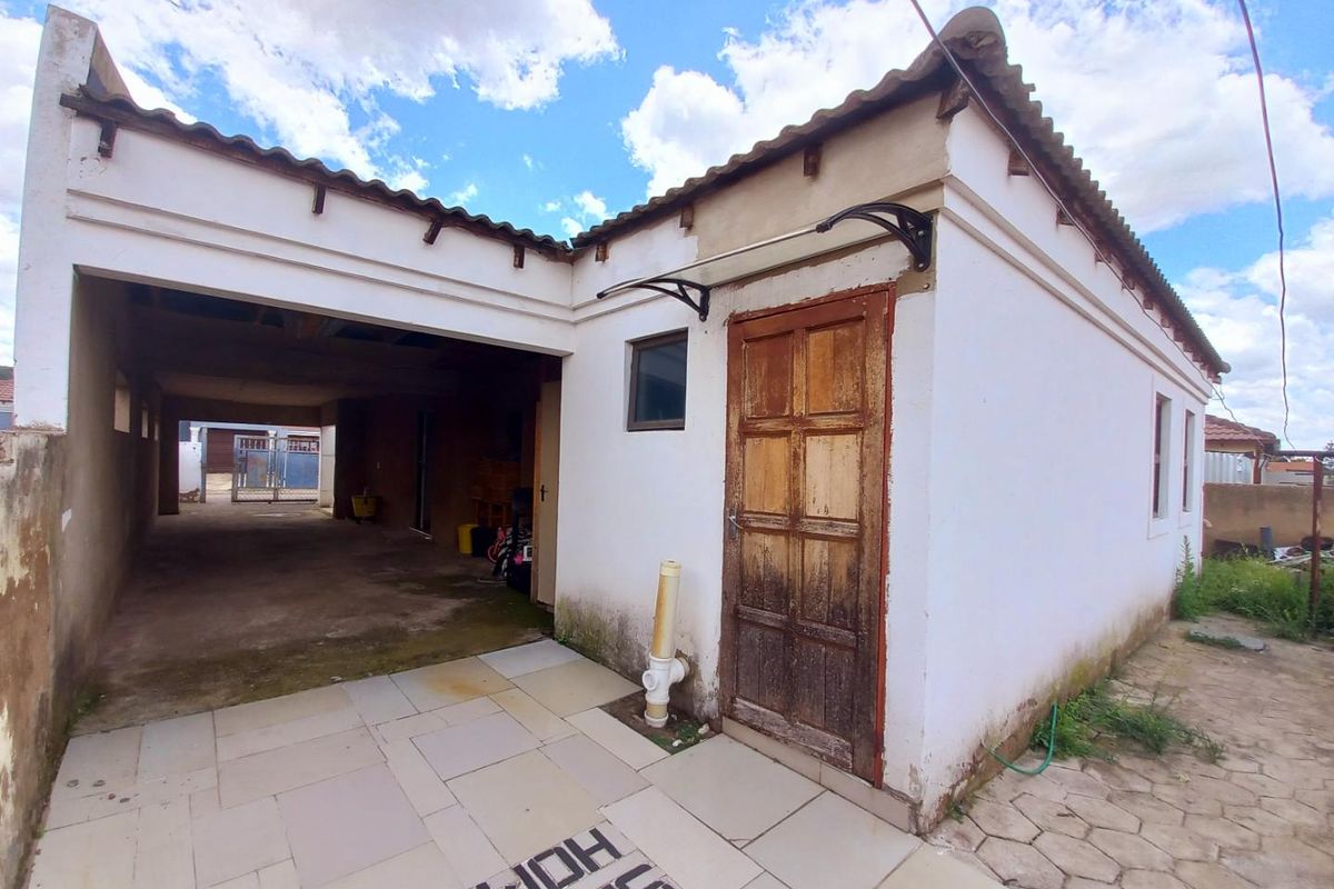 Three Bedrooms house for sale in Elandspoort - Photo 3