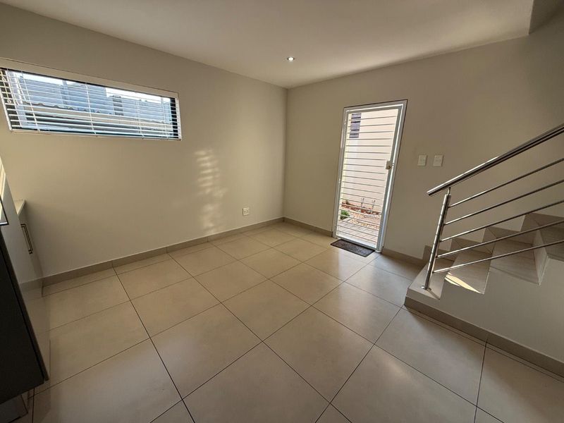 Modern 3 Bedroom Duplex with Small Landscaped Garden in Secure Estate - Photo 7