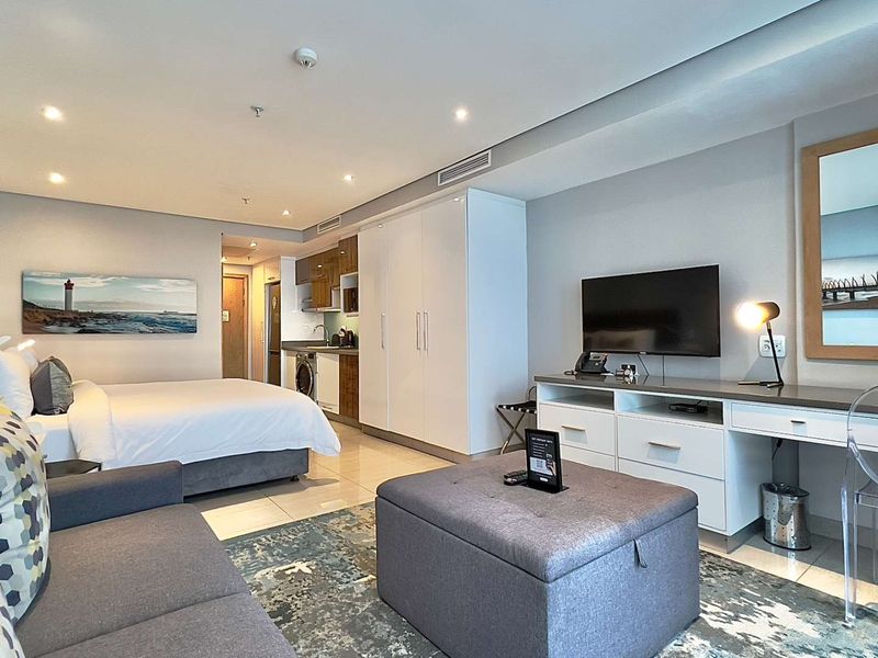 SEA FACING STUDIO APARTMENT FOR SALE at The Pearls of Umhlanga®️ - Photo 5