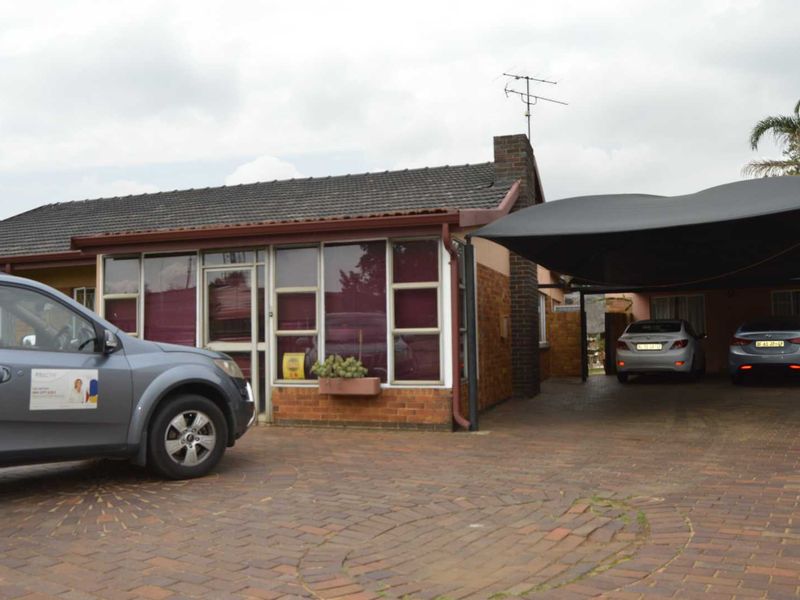 A Story of Home, Happiness, and Opportunity in Birchleigh - Photo 10