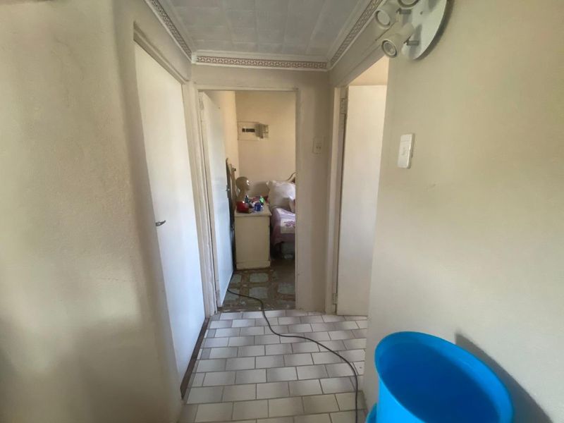 2 Bedroom House for Sale in Umlazi H Section - Photo 7