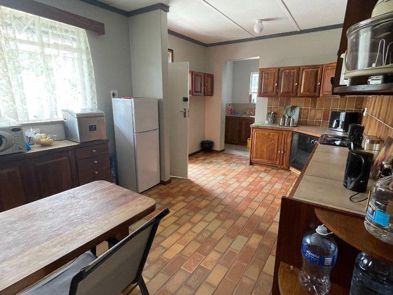 Freestanding home with Flat in Eros. - Photo 7