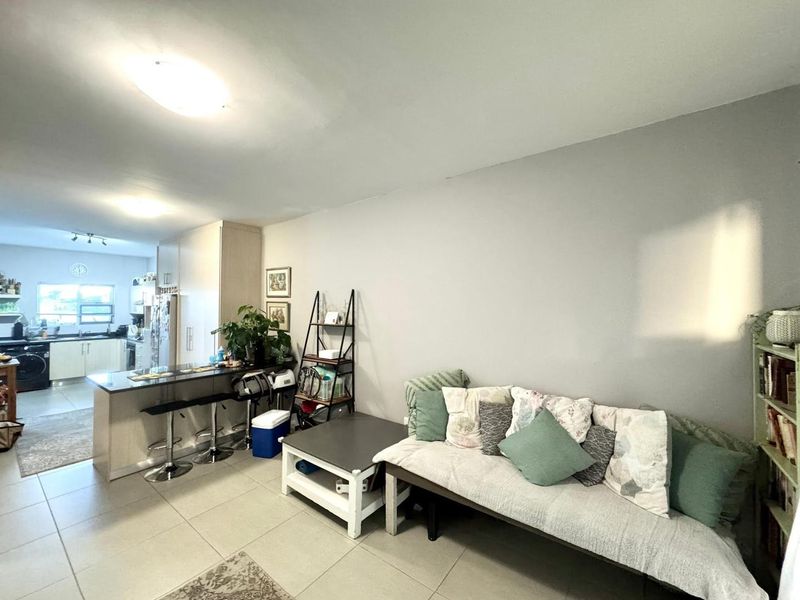 3 Bedroom Townhouse For Sale in Elisenheim - Photo 8