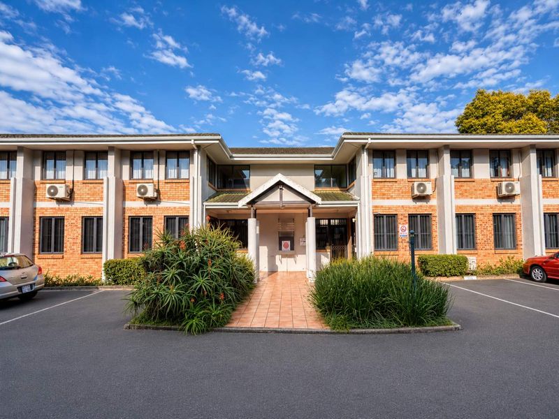 Prime Office Space To Let – 300m2 in Hillcrest - Photo 2