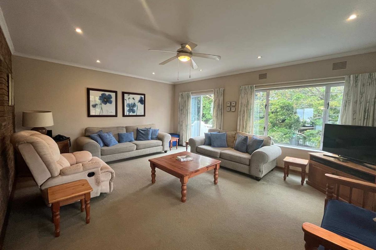 Hendra - Charming Family Haven in Umgeni Park – A Peaceful Retreat to Create Endless Memories - Photo 5